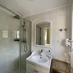Sk Guest house 3*